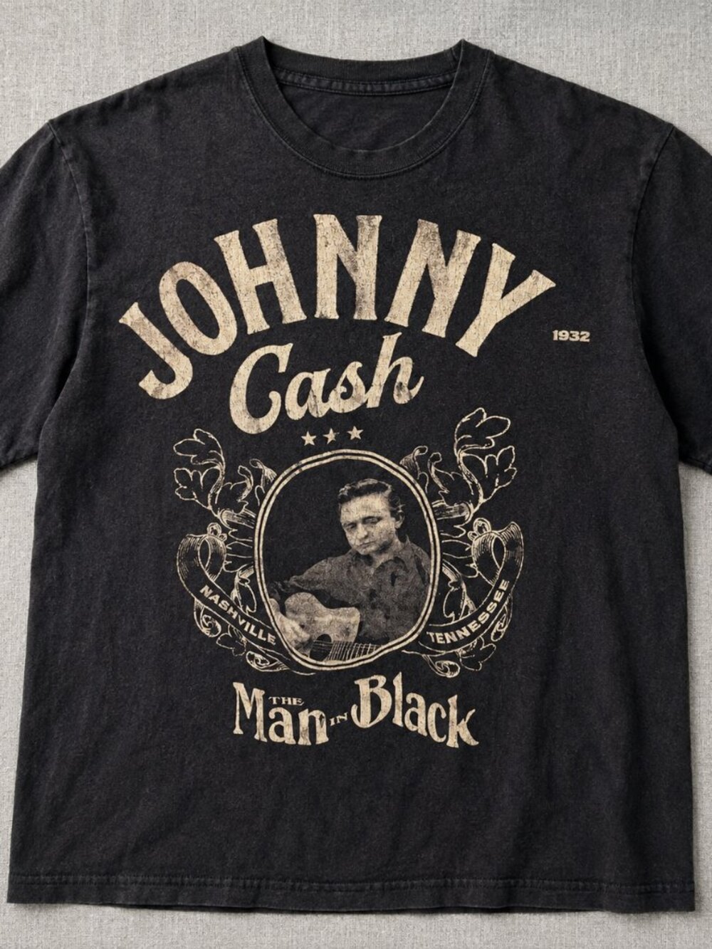 Johnny Cash Man in Black Faded Graphic Tee M